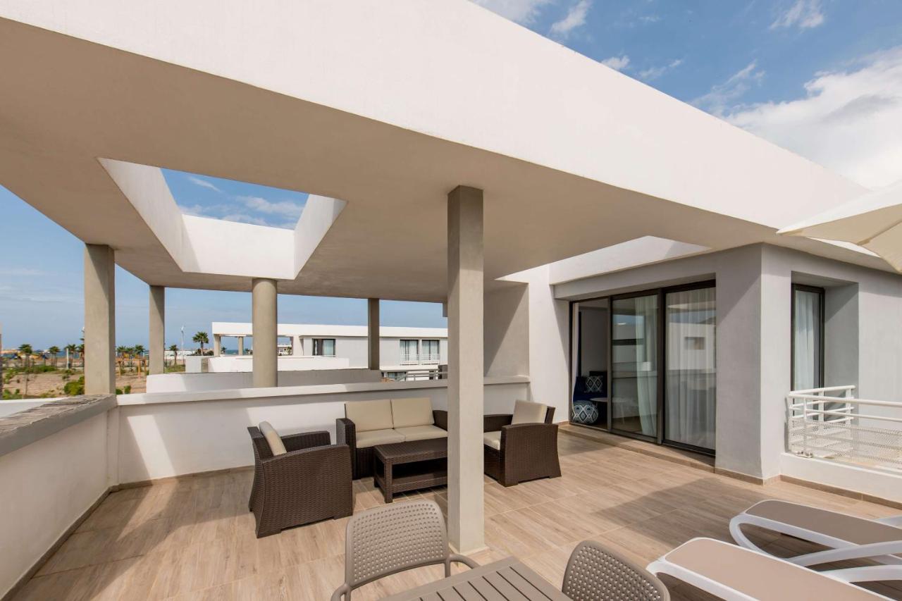 Radisson Blu Residences 알호세이마 외부 사진