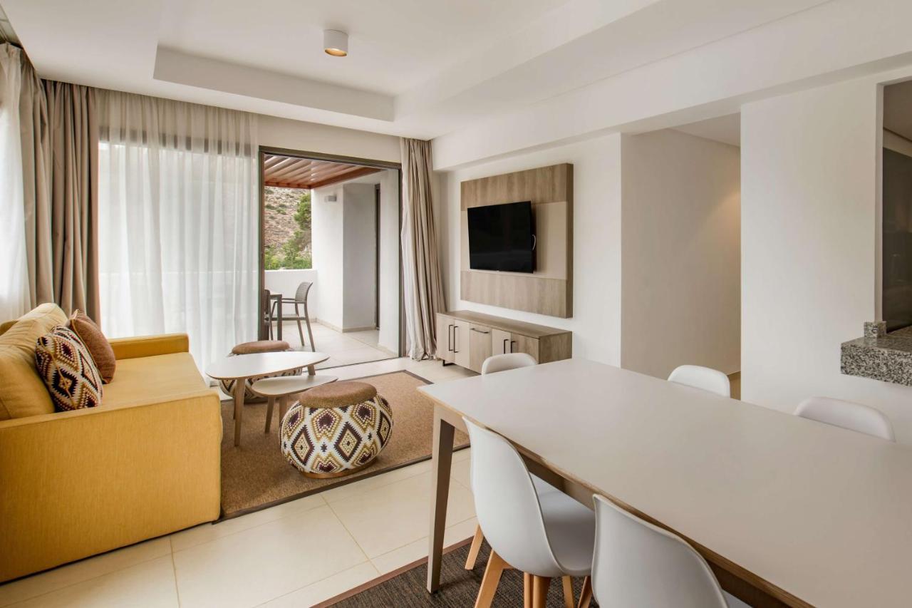 Radisson Blu Residences 알호세이마 외부 사진